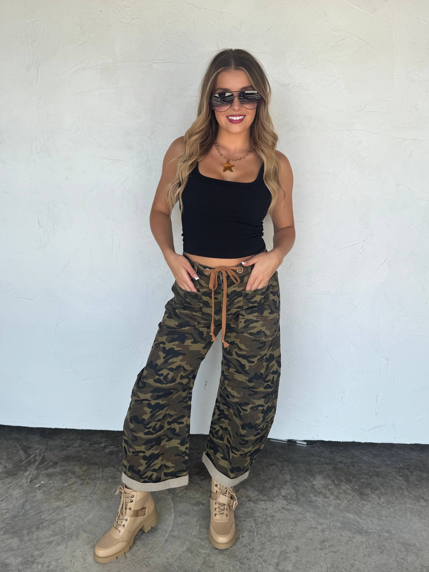 BROGAN CAMO BARREL JEANS: 2X