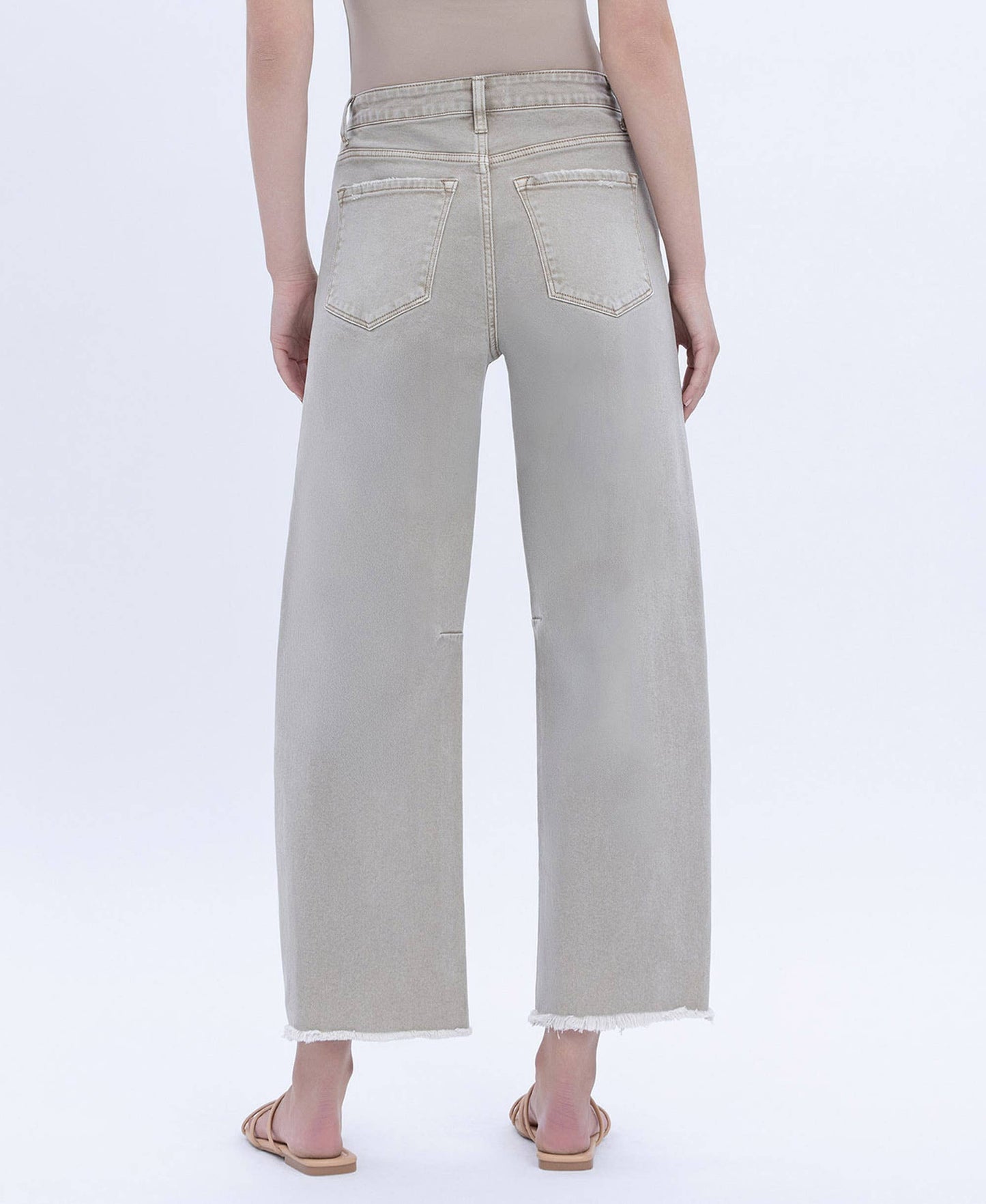 SUPER HIGH RISE FRAYED HEM WIDE BARREL LEG JEANS Cinder