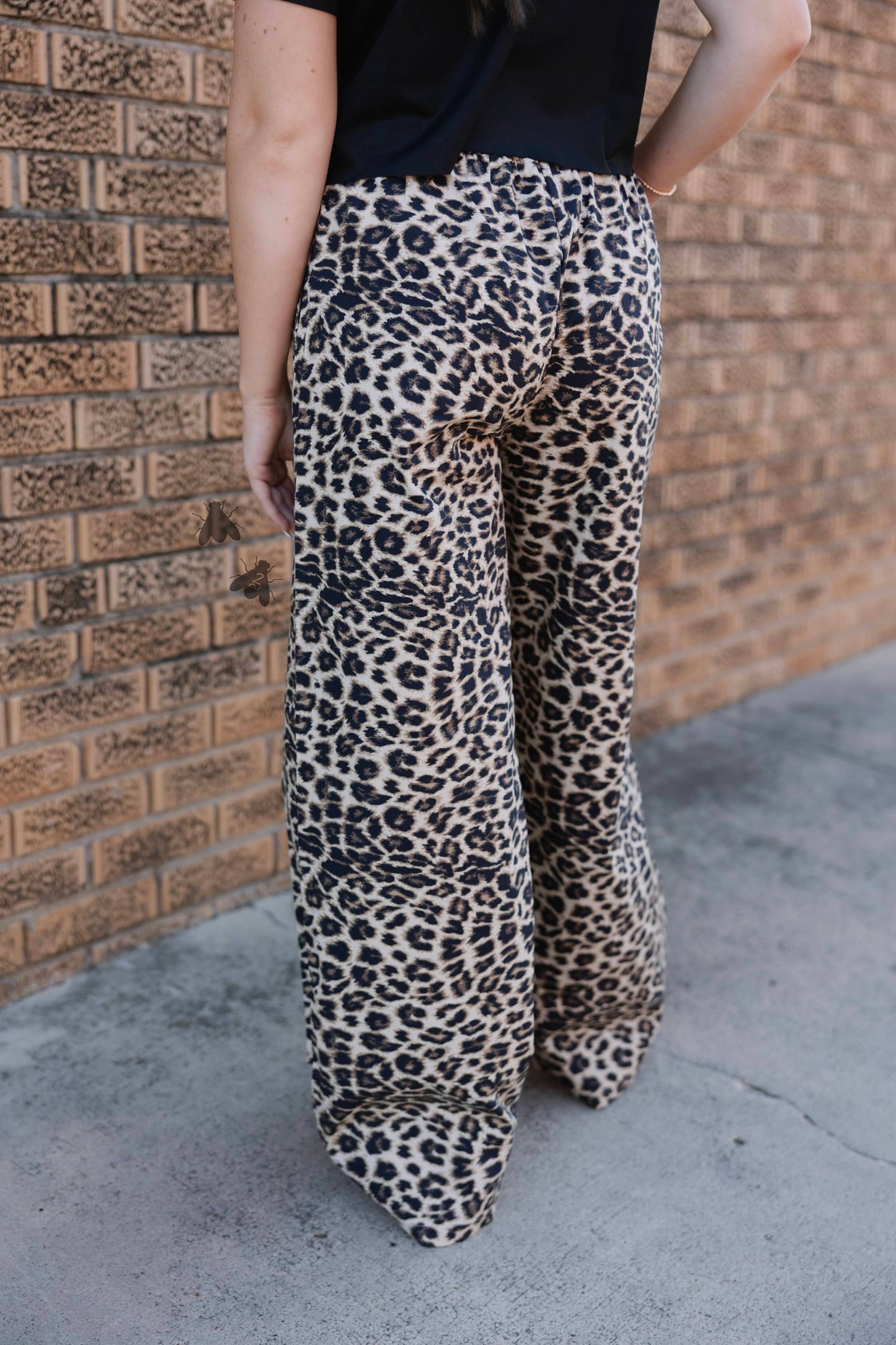 OFF THA TRACK *LEOPARD: