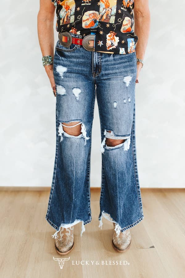 Mid Wash Distressed Mid Rise Wide Leg Frayed Jeans 30in: 0